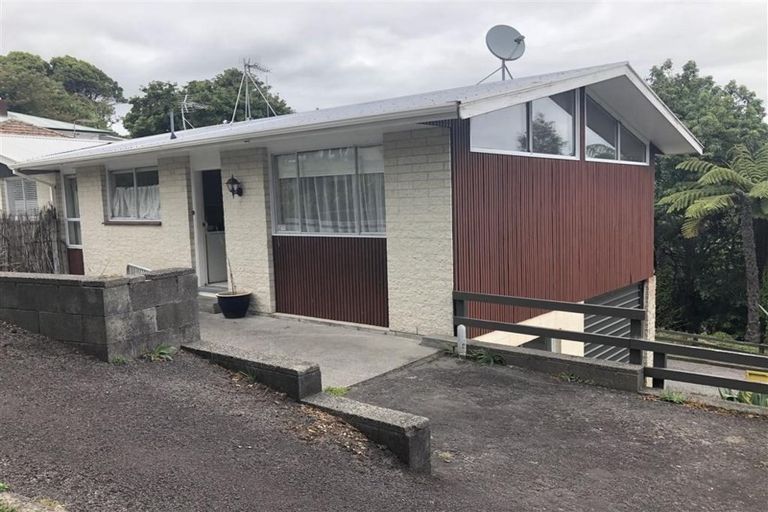 Photo of property in 2/82 Mill Road, Lower Vogeltown, New Plymouth, 4310