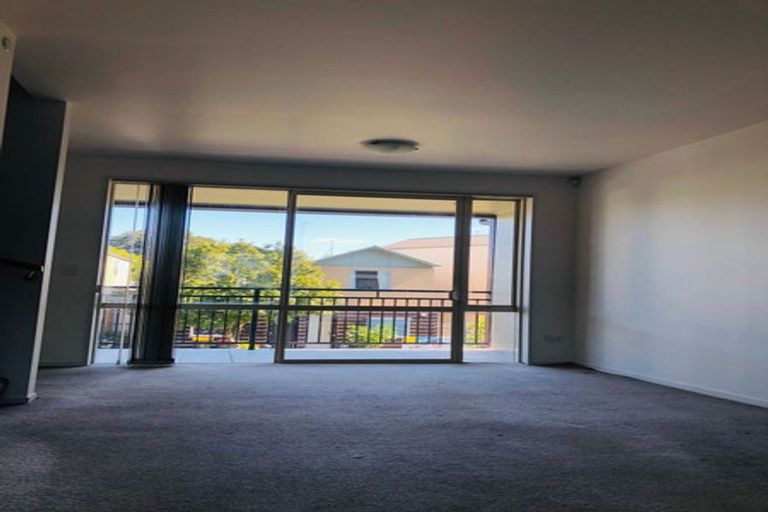 Photo of property in 55 Kirikiri Lane, East Tamaki, Auckland, 2013
