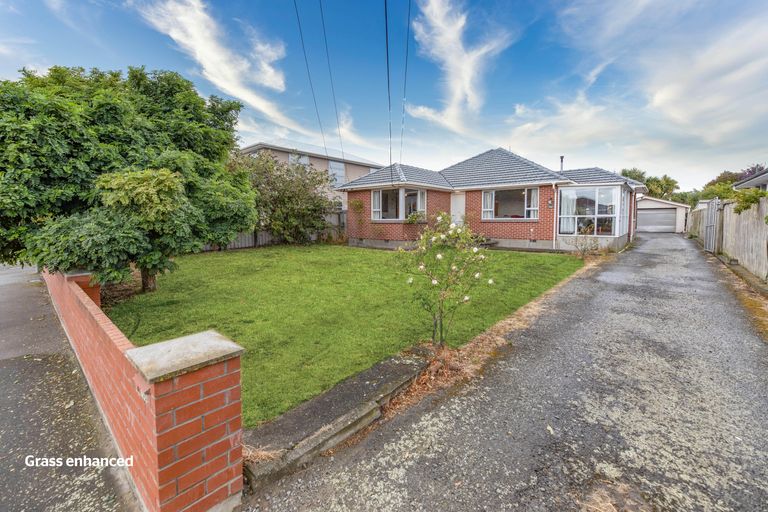 Photo of property in 155 Gayhurst Road, Dallington, Christchurch, 8061