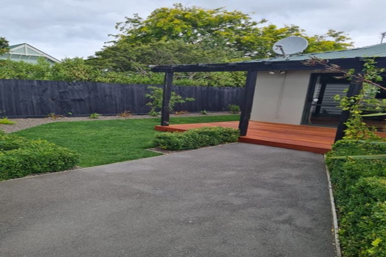 Photo of property in 70 Hills Road, Edgeware, Christchurch, 8013