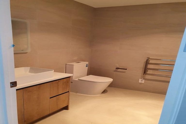 Photo of property in 15 Desalt Drive, Hobsonville, Auckland, 0616