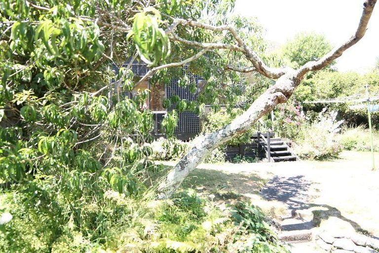 Photo of property in 28 Wellington Road, Paekakariki, 5034