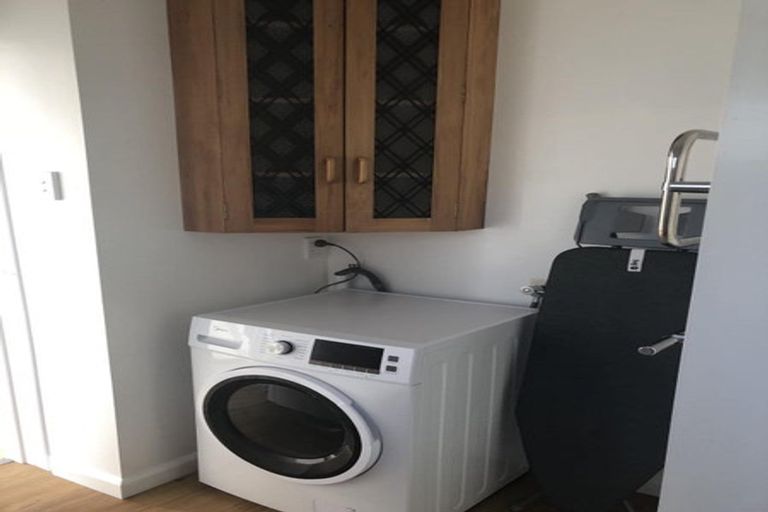 Photo of property in 33 Mortimer Terrace, Aro Valley, Wellington, 6021