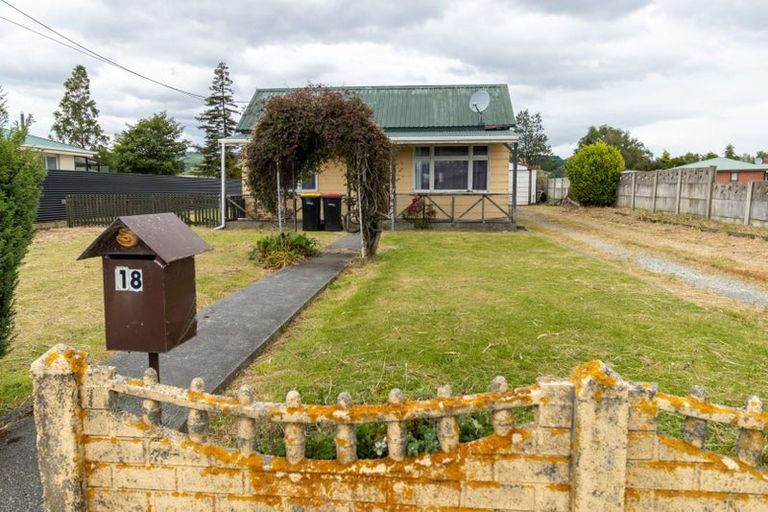 Photo of property in 18 Main Street, Waikaka, Gore, 9773