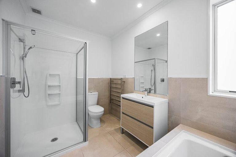 Photo of property in 39 Whenuapai Drive, Whenuapai, Auckland, 0618