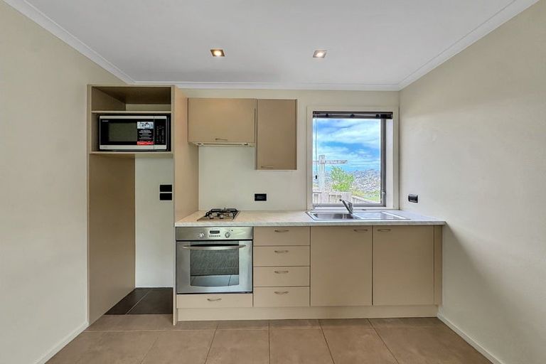 Photo of property in 74 Amesbury Drive, Churton Park, Wellington, 6037