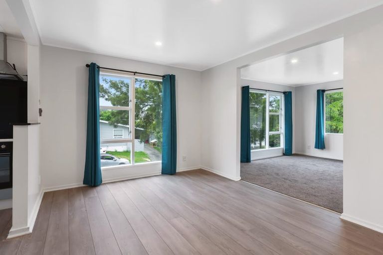 Photo of property in 39 Ayton Drive, Whitby, Porirua, 5024