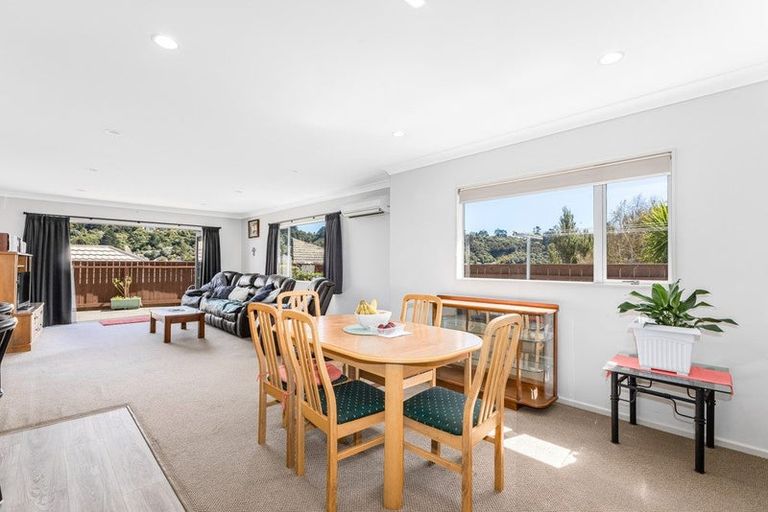 Photo of property in 19 Speldhurst Grove, Stokes Valley, Lower Hutt, 5019