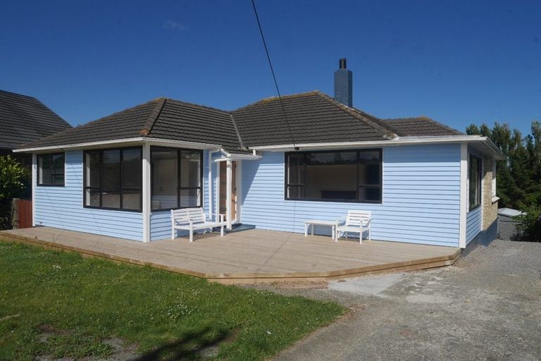 Photo of property in 21 Jillett Street, Titahi Bay, Porirua, 5022