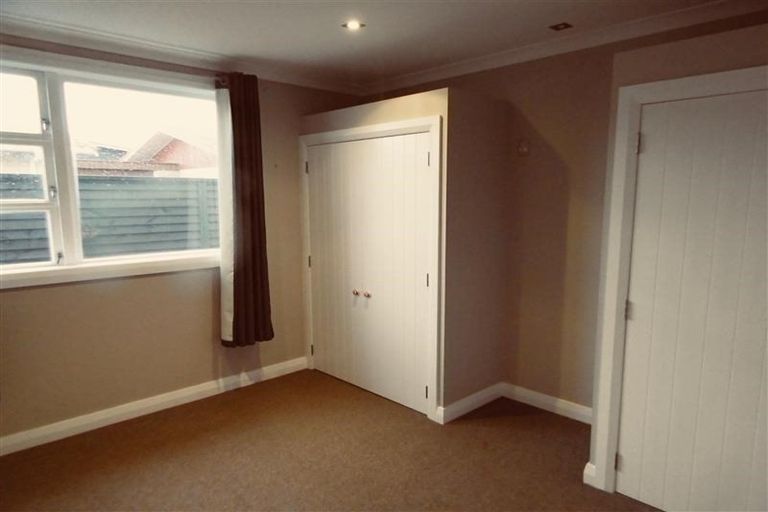 Photo of property in 16 Cutfield Road, New Plymouth, 4310