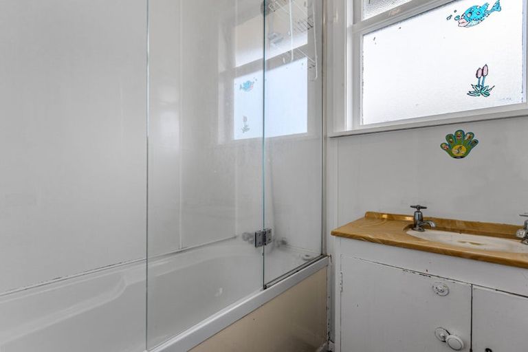 Photo of property in 9 Henderson Crescent, Parkvale, Tauranga, 3112