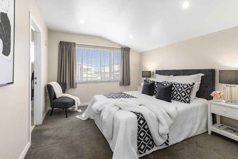 Photo of property in 215 Mclintock Street North, Johnsonville, Wellington, 6037