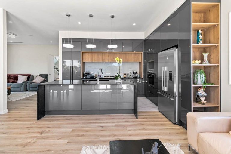 Photo of property in 29 Cirrus Way, Ranui, Auckland, 0612