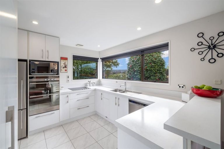 Photo of property in 17 Nepal Place, Burnside, Christchurch, 8053