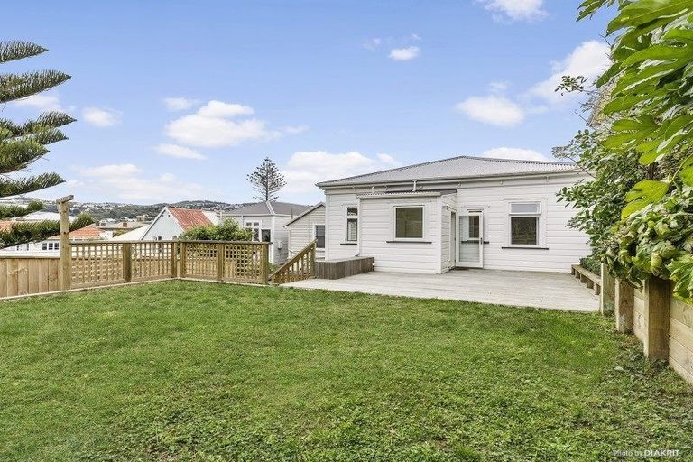 Photo of property in 35 Brougham Street, Mount Victoria, Wellington, 6011