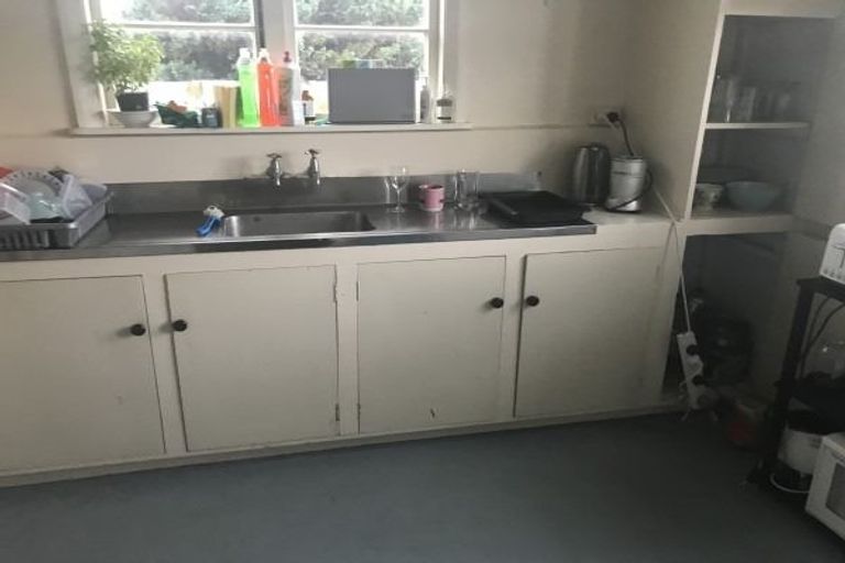 Photo of property in 2/27 Joseph Street, West End, Palmerston North, 4412