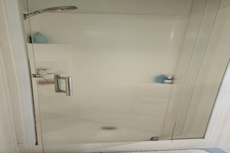 Photo of property in 38 Esther Place, Red Beach, 0932