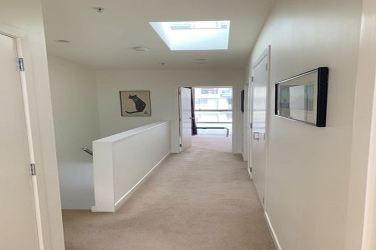 Photo of property in Sol Apartments, 31/37 Jessie Street, Te Aro, Wellington, 6011