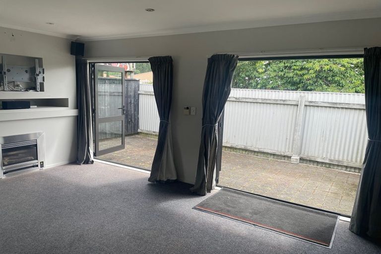 Photo of property in 35 Wilford Street, Wallaceville, Upper Hutt, 5018