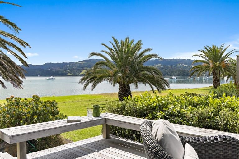 Photo of property in 177 Omaha Drive, Omaha, 0986