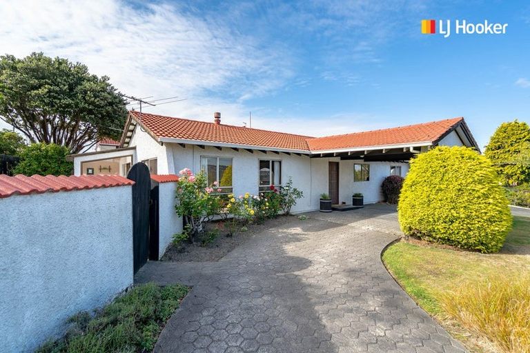Photo of property in 16 Eastbank Street, Waverley, Dunedin, 9013