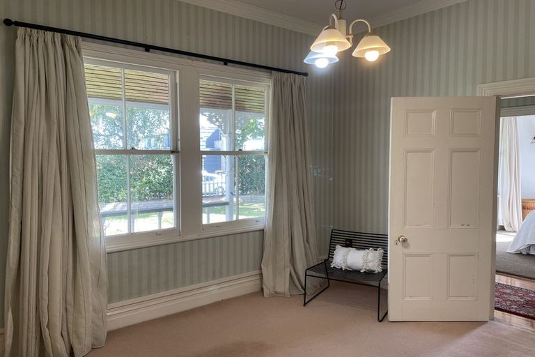 Photo of property in 90 Edgecumbe Road, Tauranga, 3110