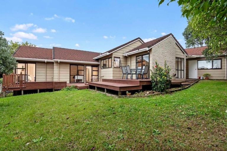 Photo of property in 29 Kennedy Avenue, Forrest Hill, Auckland, 0620