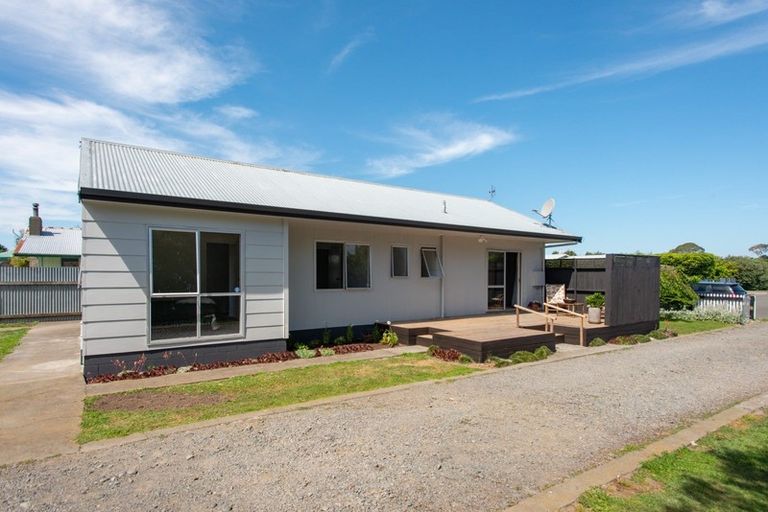 Photo of property in 27 Ngaruroro Avenue, Whakatu, Hastings, 4102