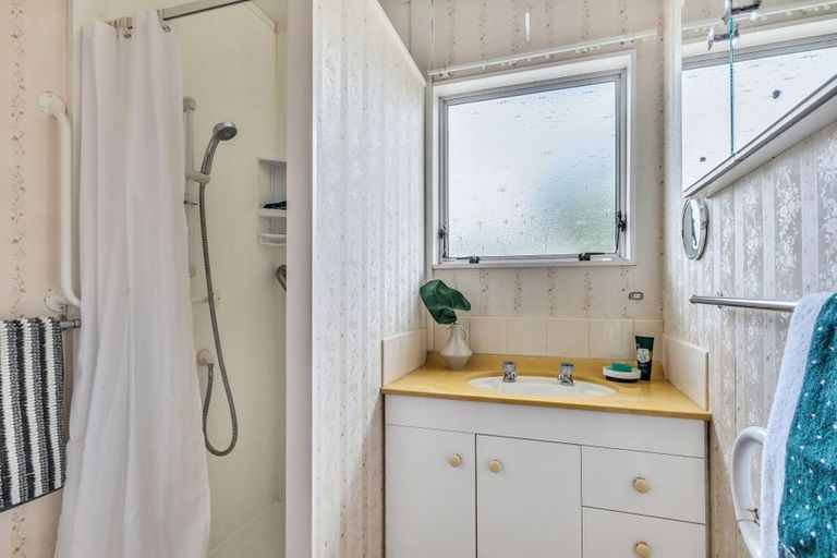 Photo of property in 5 Avon Place, Springvale, Whanganui, 4501