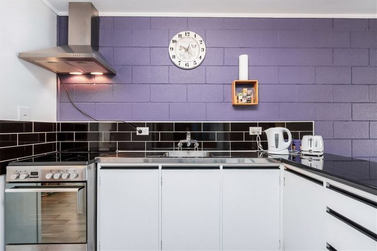 Photo of property in 1/9 Zealandia Street, Kensington, Whangarei, 0112