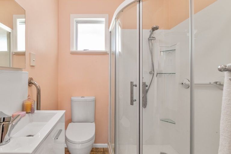 Photo of property in 35 George Street, Levin, 5510