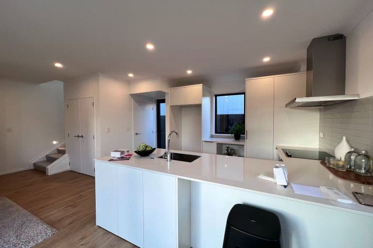 Photo of property in 3 Hema Road, Hobsonville, Auckland, 0616