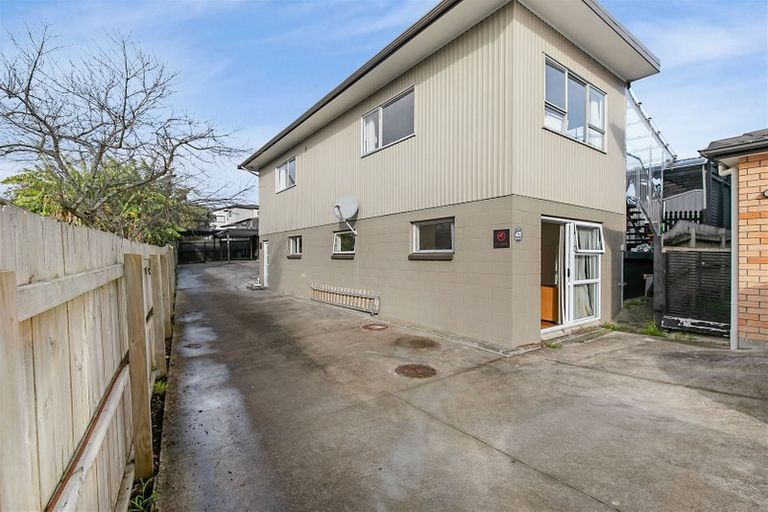 Photo of property in 256a Bucklands Beach Road, Bucklands Beach, Auckland, 2012