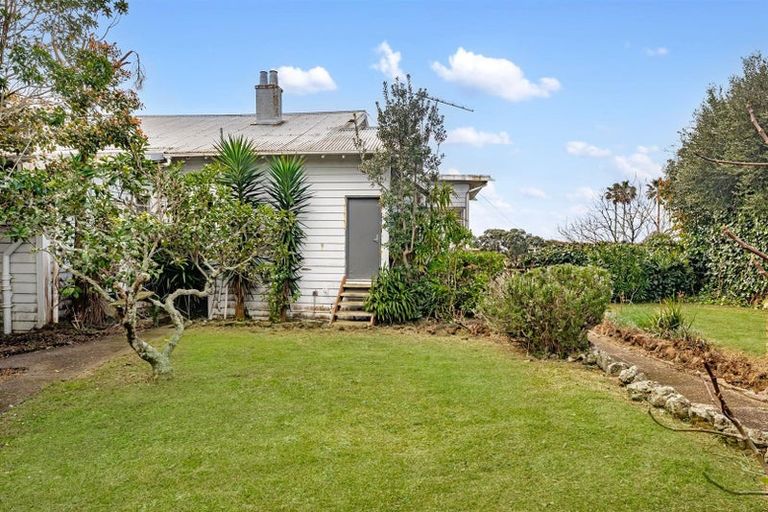 Photo of property in 7a Audrey Road, Takapuna, Auckland, 0620