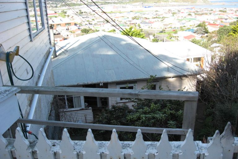 Photo of property in 11 Imperial Terrace, Kilbirnie, Wellington, 6022