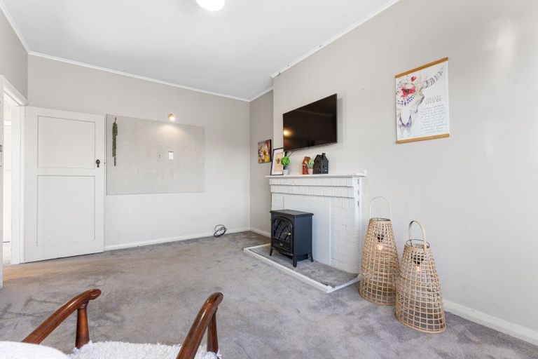 Photo of property in 2 Tyndall Street, Pahiatua, 4910