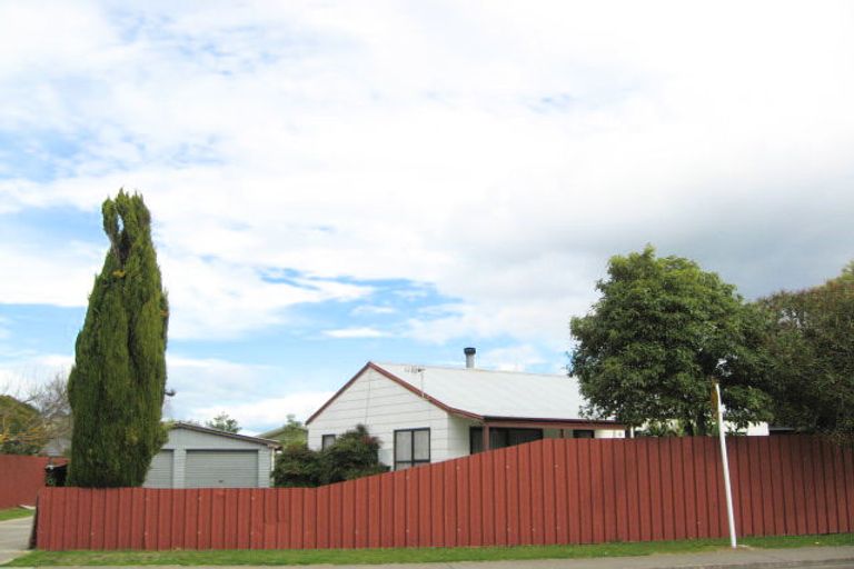 Photo of property in 4 Allens Lane, Clive, 4102