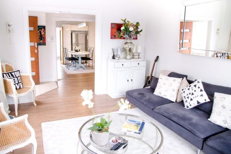 Photo of property in 37 Peacock Street, Christchurch Central, Christchurch, 8013