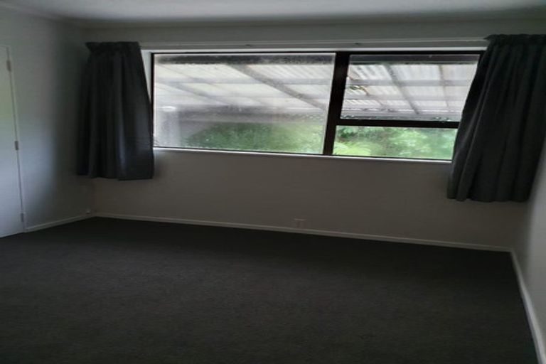 Photo of property in 113 Percy Dyett Drive, Karori, Wellington, 6012