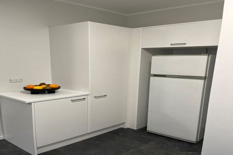 Photo of property in 1/3 Nickleby Place, Mellons Bay, Auckland, 2014