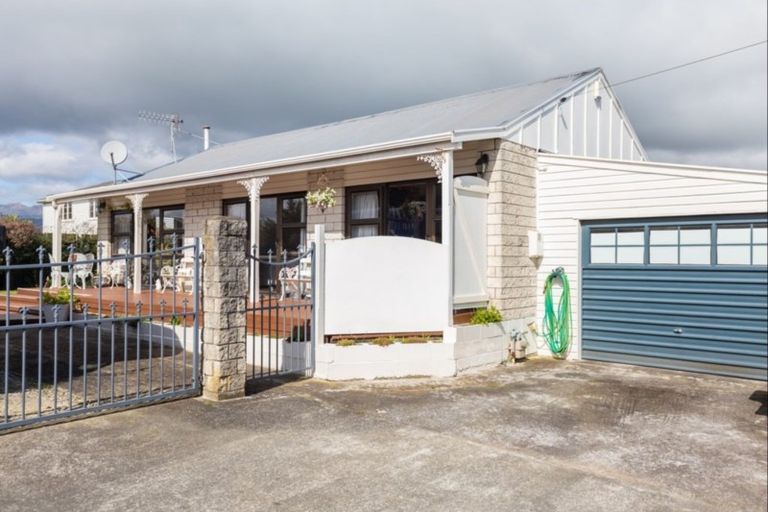 Photo of property in 48a George Street, Levin, 5510