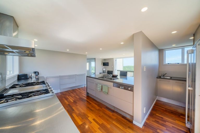 Photo of property in 13 Ettrick Grove, Papakowhai, Porirua, 5024