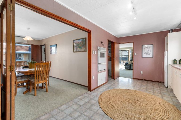 Photo of property in 41 Severn Street, Green Island, Dunedin, 9018