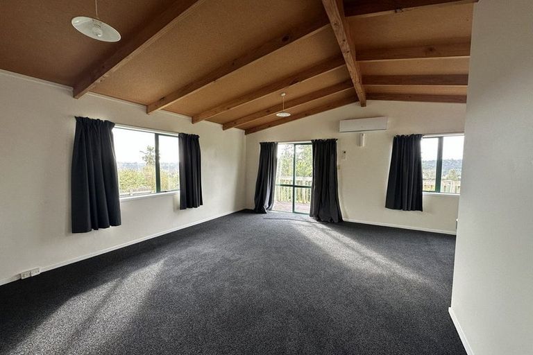 Photo of property in 451 Paremoremo Road, Paremoremo, Auckland, 0632