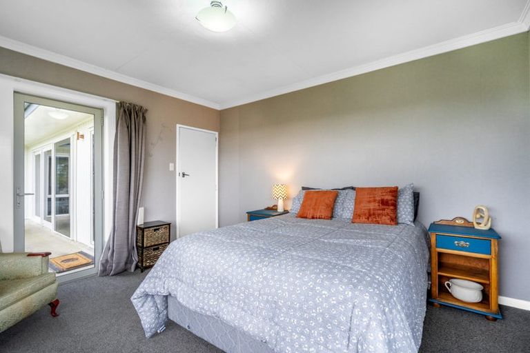 Photo of property in 216 Ryal Bush Wallacetown Road, Branxholme, Invercargill, 9876