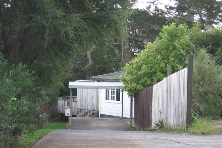 Photo of property in 1/33 Karepo Crescent, Ranui, Auckland, 0612