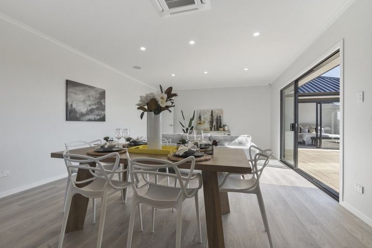 Photo of property in 24 Drower Glen, Flagstaff, Hamilton, 3210