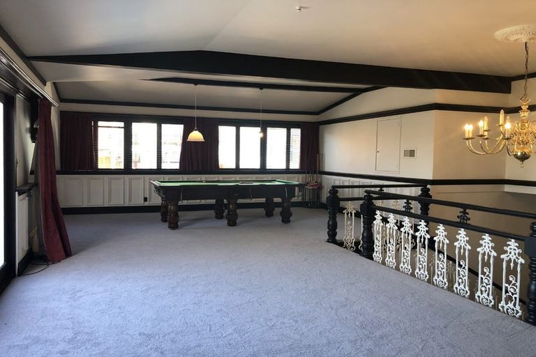 Photo of property in 15 Norwood Road, Bayswater, Auckland, 0622