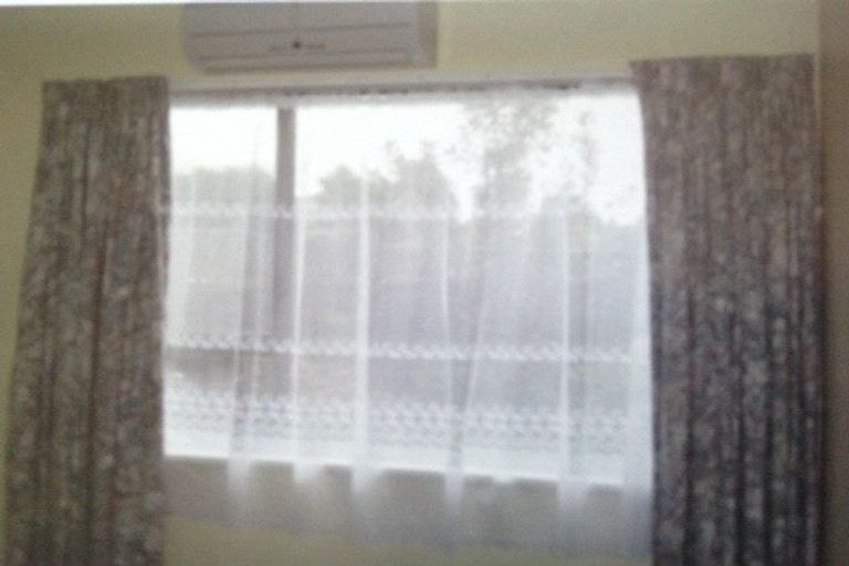 Photo of property in 1/1b Dickson Crescent, Hornby, Christchurch, 8042