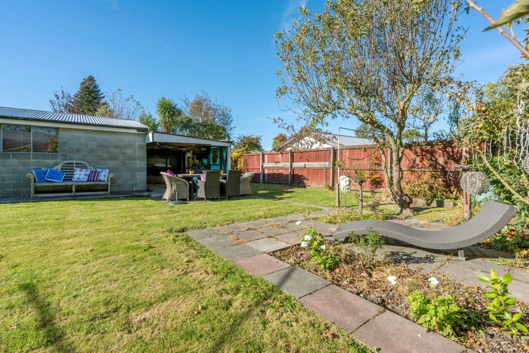 Photo of property in 60 Gardiners Road, Bishopdale, Christchurch, 8051